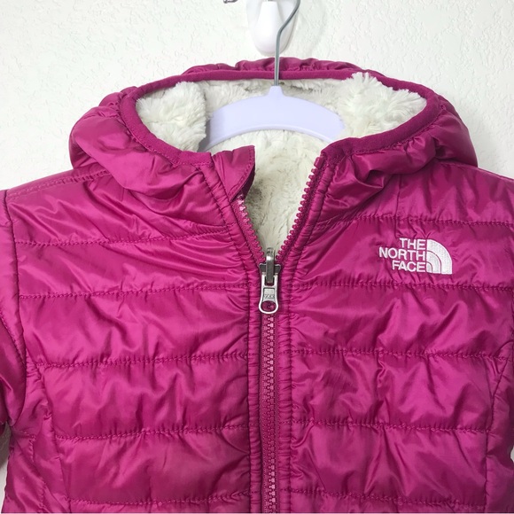 THE NORTH FACE Mossbud Swirl Reversible Hooded Puffer Jacket Dark Pink - Picture 3 of 15
